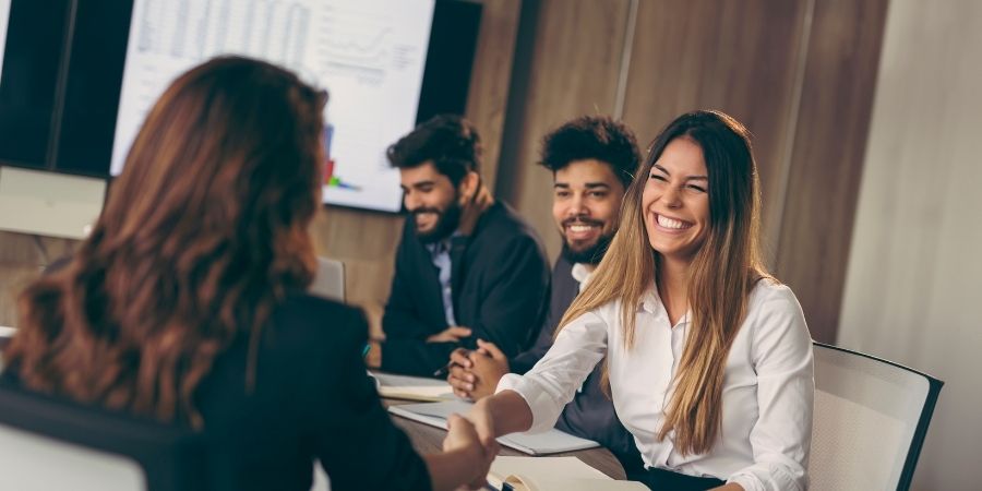 Trabajar y estudiar Ingles en la mejor educacion de Europa es todo un prestigió siendo Uruguayo